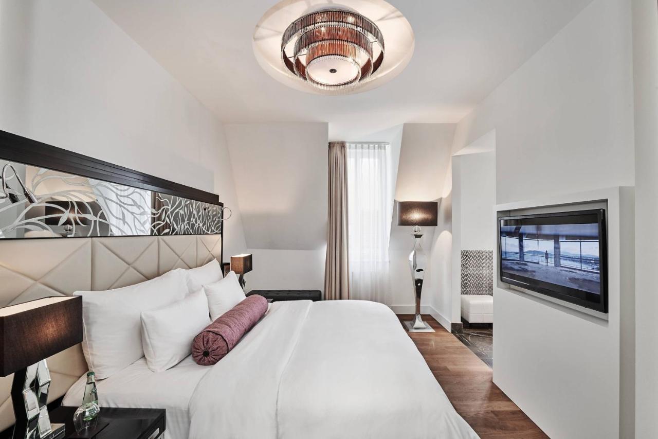 Roomers Berlin Steinplatz, Autograph Collection Extérieur photo
